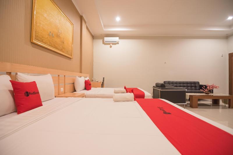 Reddoorz Near Lembang Park & Zoo 2 Hotel Eksteriør billede